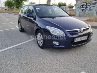 Usado Hyundai i30 Comfort 90 CV (66 kW) 2008 Negro Berlina