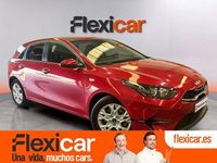 Usado Kia Ceed 136 CV (100 kW) 2023 Rojo Utilitario