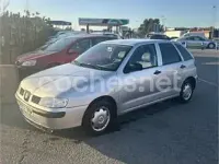 Usado Seat Ibiza 68 CV (50 kW) 2001 Gris / plata Utilitario