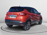 Usado Renault Captur Zen 90 CV (66 kW) 2017 Rojo SUV
