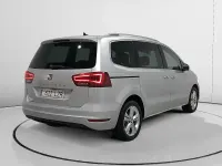 Usado Seat Alhambra XCELLENCE 150 CV (110 kW) 2022 Gris Monovolumen