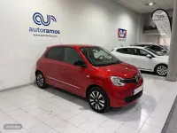 Usado Renault Twingo Techno 59 kW (81 CV) 2023 Rojo Utilitario