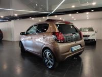 Usado Peugeot 108 Allure 82 CV (60 kW) 2015 Marrón Berlina