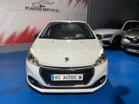 Usado Peugeot 208 Style 82 CV (60 kW) 2018 Blanco Utilitario