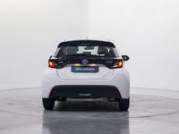 Usado Toyota Yaris Hybrid Business Edition 75 CV (55 kW) 2022 Blanco Berlina