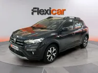 Usado Dacia Sandero Comfort 91 CV (66 kW) 2021 Negro Berlina