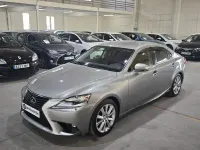 Usado Lexus IS300h Executive Line 223 CV (164 kW) 2016 Gris / plata Berlina