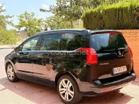 Usado Peugeot 5008 Sport 150 CV (110 kW) 2010 Negro Monovolumen