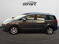 Usado Peugeot 5008 Premium 112 CV (82 kW) 2010 Gris Monovolumen