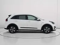 Usado Kia Niro 141 CV (103 kW) 2021 Blanco SUV
