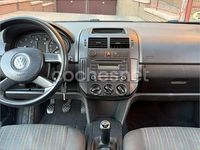 Usado VW Polo Advance 70 CV (51 kW) 2006 Negro Utilitario