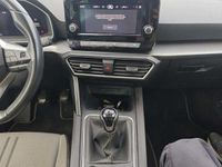 Usado Seat Leon Style 116 CV (85 kW) 2021 Blanco Familiar
