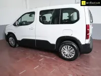 Usado Peugeot Rifter Active 102 CV (75 kW) 2021 Blanco Monovolumen