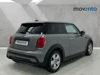 Usado Mini ONE 102 CV (75 kW) 2021 Gris / plata Utilitario