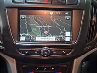 Usado Opel Zafira Selective 140 CV (102 kW) 2017 Azul Monovolumen