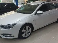 Usado Opel Insignia Business 110 HP (80 kW) 2018 Branco Carrinha