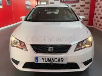Usado Seat Leon Style Plus 150 CV (110 kW) 2016 Blanco Familiar