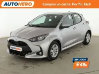 Usado Toyota Yaris Edition 125 CV (91 kW) 2022 Gris / plata Utilitario