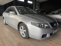 Usado Honda Accord Comfort 155 CV (114 kW) 2004 Gris / plata Berlina