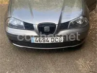 Usado Seat Ibiza Fresh 75 CV (55 kW) 2004 Gris / plata Utilitario