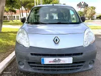 Usado Renault Kangoo 85 CV (62 kW) 2012 Plateado Monovolumen