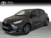 Usado Toyota Yaris Hybrid Style 116 CV (85 kW) 2021 Gris / plata Berlina