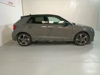 Usado Audi A1 Sportback 116 CV (85 kW) 2025 Gris / plata Utilitario