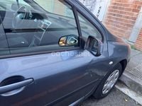 Usado Peugeot 307 90 CV (66 kW) 2006 Azul Berlina