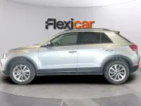 Usado VW T-Roc Life 116 CV (85 kW) 2024 Gris SUV