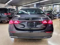Usado Mercedes E300 313 CV (230 kW) 2025 Gris / plata Berlina