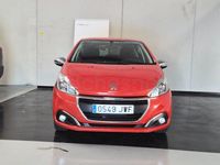 Usado Peugeot 208 Allure 82 CV (60 kW) 2017 Naranja Utilitario