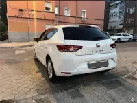 Usado Seat Leon Reference 105 CV (77 kW) 2014 Blanco Berlina