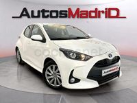 Usado Toyota Yaris Hybrid Active 116 CV (85 kW) 2022 Blanco Berlina