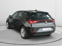 Usado Seat Leon Style 110 CV (80 kW) 2024 Negro Berlina