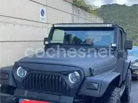 Usado Jeep Wrangler 118 CV (86 kW) 2001 Negro SUV