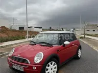 Usado Mini ONE 90 CV (66 kW) 2003 Rojo Utilitario