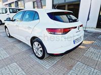 Usado Renault Mégane IV Business 115 CV (84 kW) 2021 Blanco Berlina