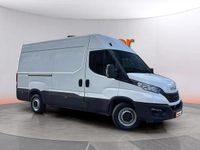 Usado Iveco Daily 156 CV (114 kW) 2023 Blanco Berlina
