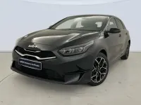 Usado Kia Ceed Edition 7 100 CV (73 kW) 2025 Negro Utilitario