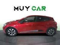 Usado Renault Clio Evolution 91 CV (66 kW) 2023 Rojo Utilitario