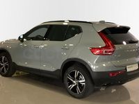 Usado Volvo XC40 Plus 163 CV (119 kW) 2025 Gris / plata SUV