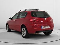 Usado Alfa Romeo 147 120 CV (88 kW) 2007 Rojo Utilitario