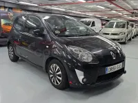 Usado Renault Twingo Dynamique 65 CV (47 kW) 2008 Negro Utilitario