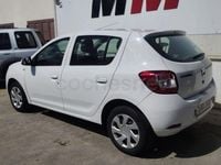 Usado Dacia Sandero Ambiance 75 CV (55 kW) 2015 Gris / plata Berlina