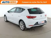 Usado Seat Leon FR 150 CV (110 kW) 2019 Blanco Berlina