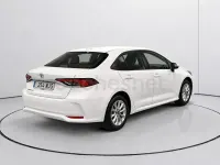 Usado Toyota Corolla Style 140 CV (102 kW) 2023 Blanco Berlina