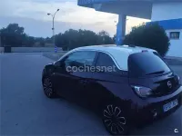 Usado Opel Adam Glam 87 CV (63 kW) 2017 Violeta / lila Utilitario