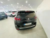Usado Peugeot 5008 GT-line 150 CV (110 kW) 2017 Negro SUV