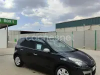 Usado Renault Scénic III Business 110 CV (80 kW) 2011 Negro Monovolumen