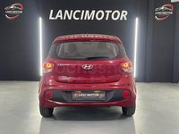 Usado Hyundai i10 Style 87 CV (63 kW) 2019 Granate Utilitario
